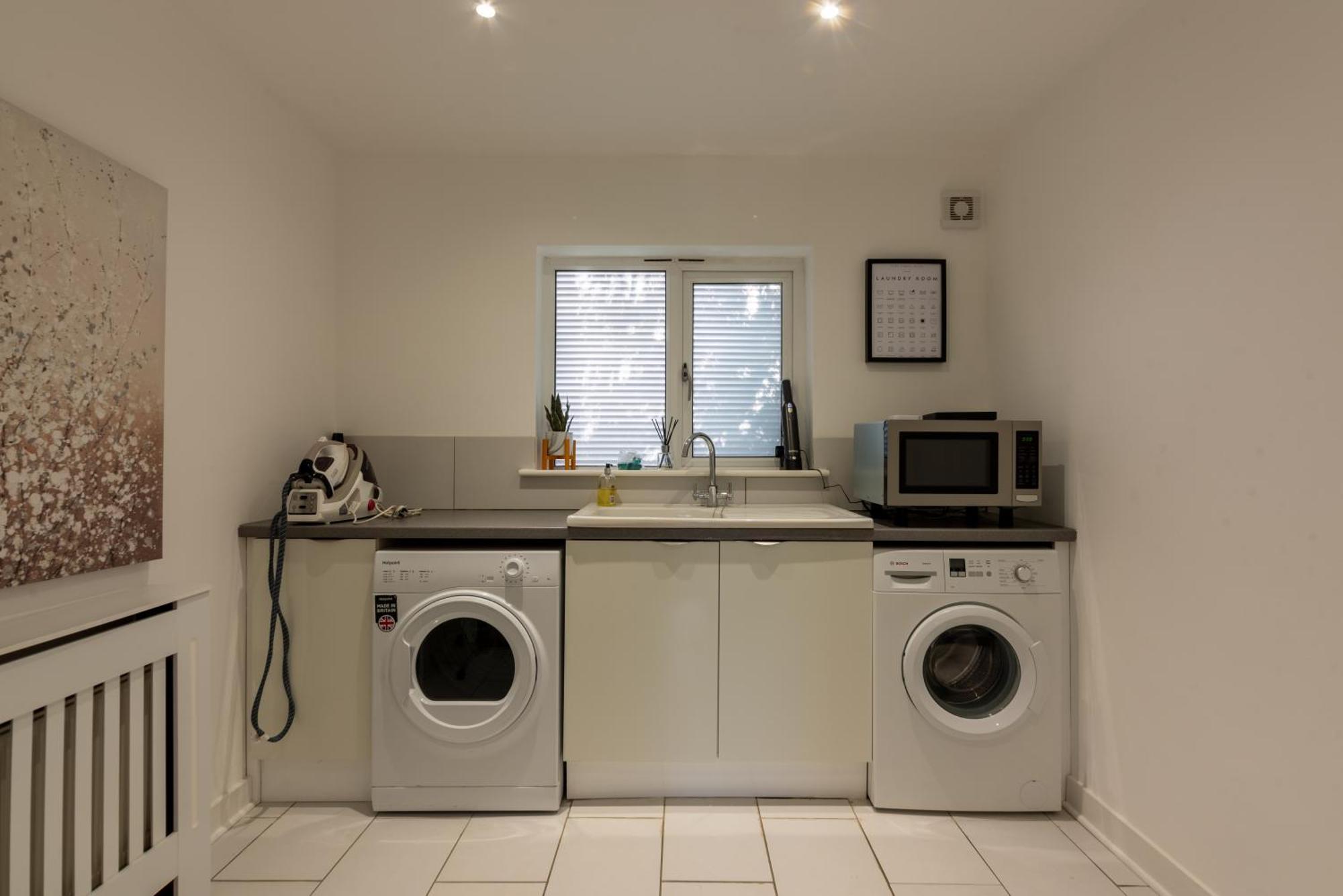 Cotswold Holiday Let With Hot Tub - The Old Garage 奇平诺顿 外观 照片